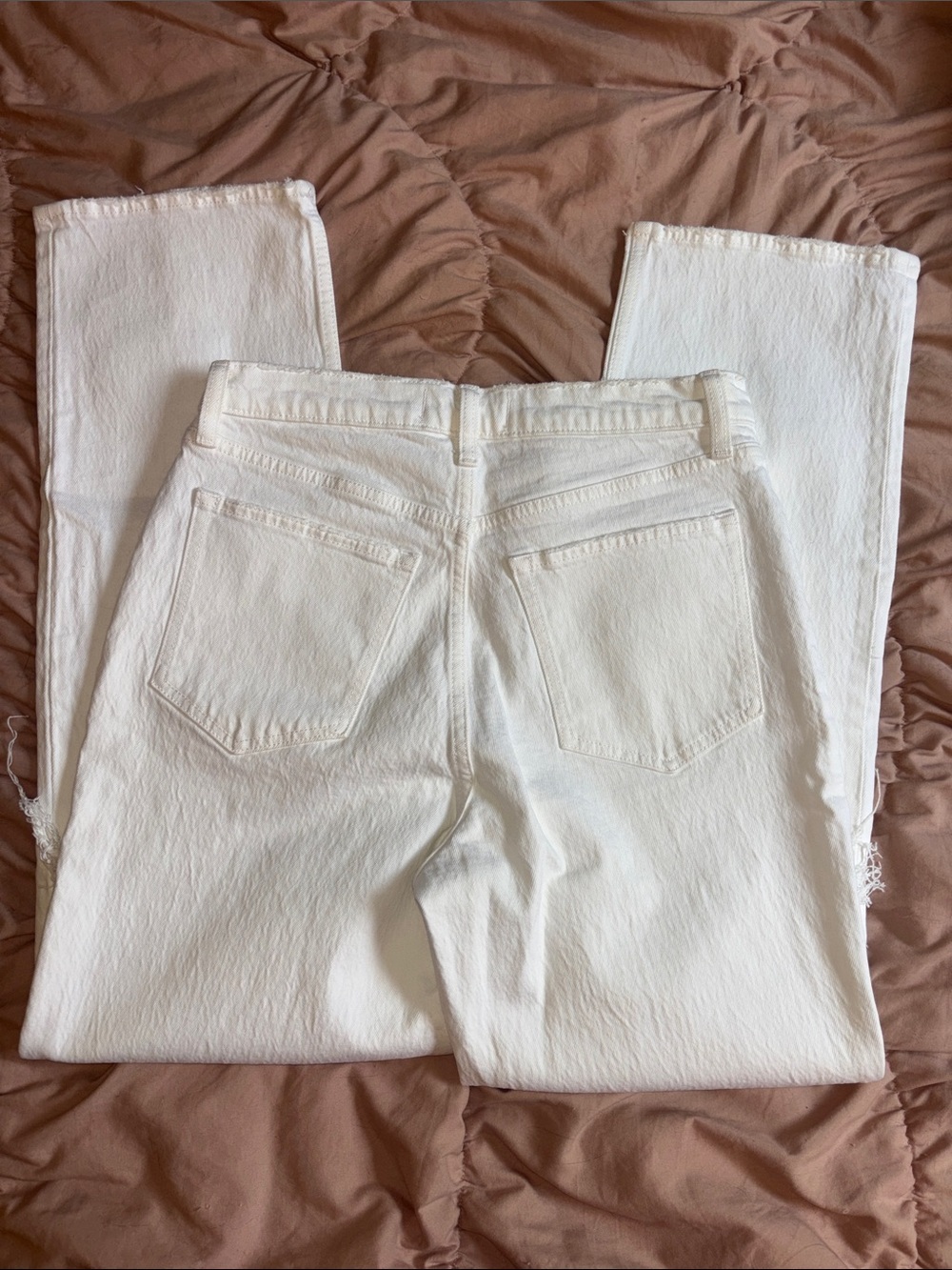 Abercrombie & Fitch White Ultra High-Rise Straight Jeans - Picture 5 of 6